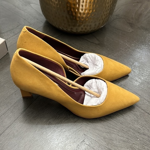 Franco Sarto Tana Pump - Picture 4 of 11